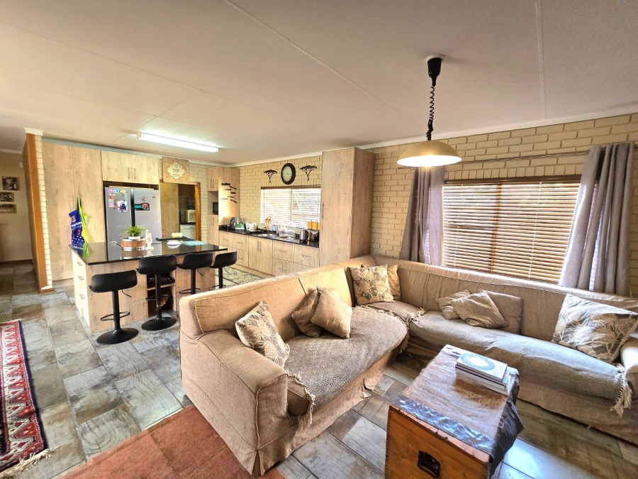 4 Bedroom Property for Sale in La Provance Free State